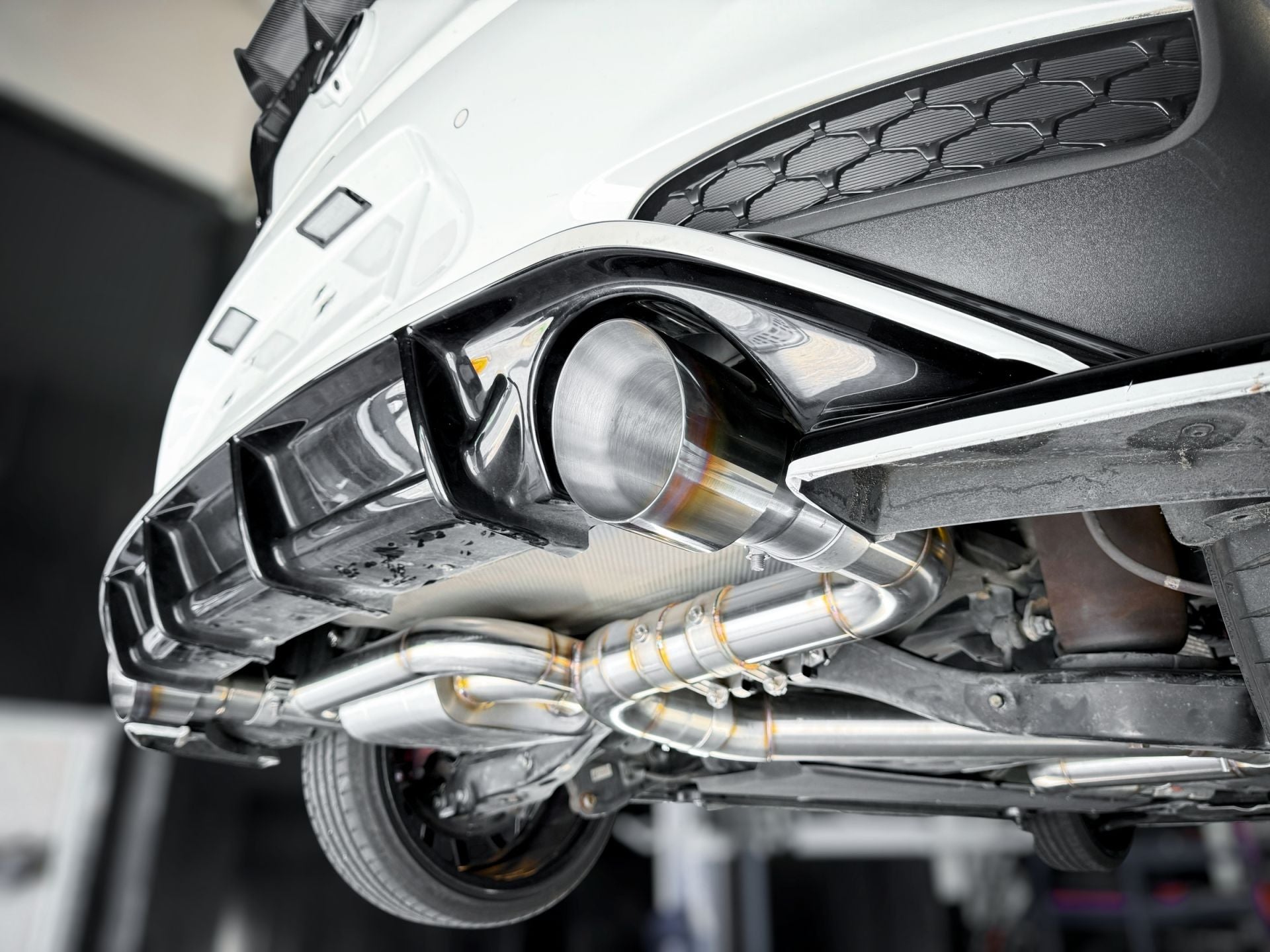 Hurricane 3,5" Abgasanlage für Hyundai i30 N Hatchback Vorfacelift - Konfigurator